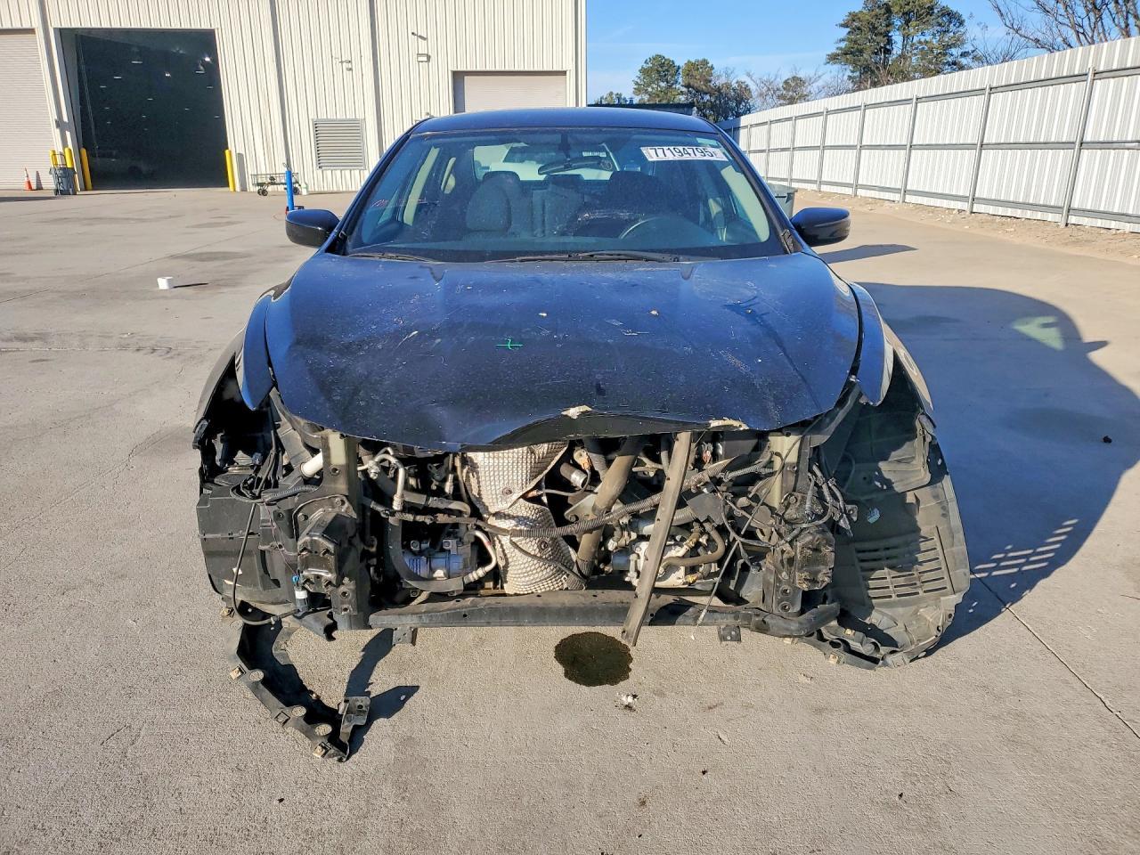 2017 Niss Altima 2.5 s