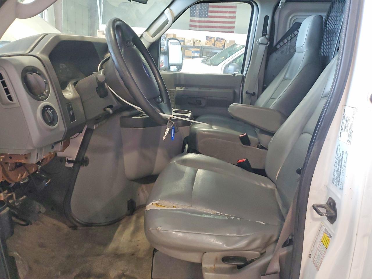 2010 Ford Econoline E350 Super Duty Van