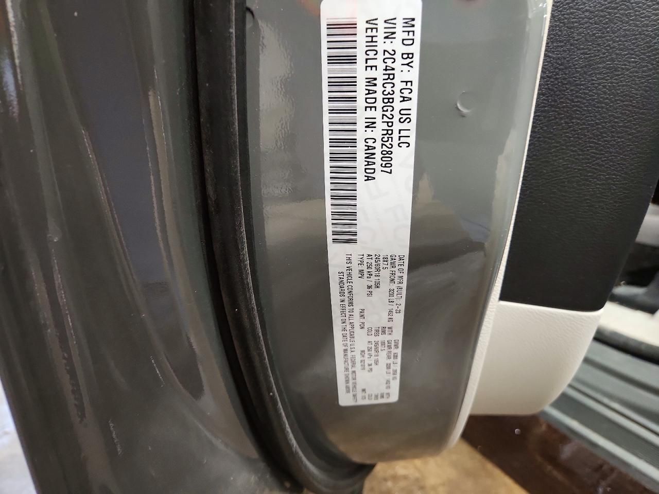 2023 Chrysler Pacifica Touring l