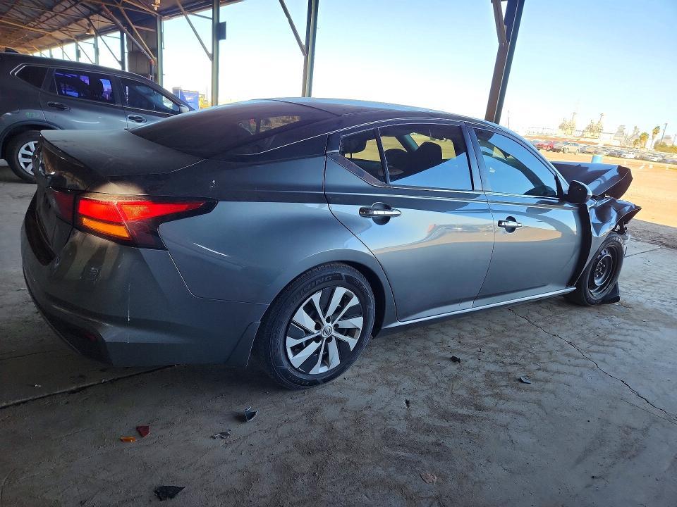 2021 Nissan Altima 2.5 s