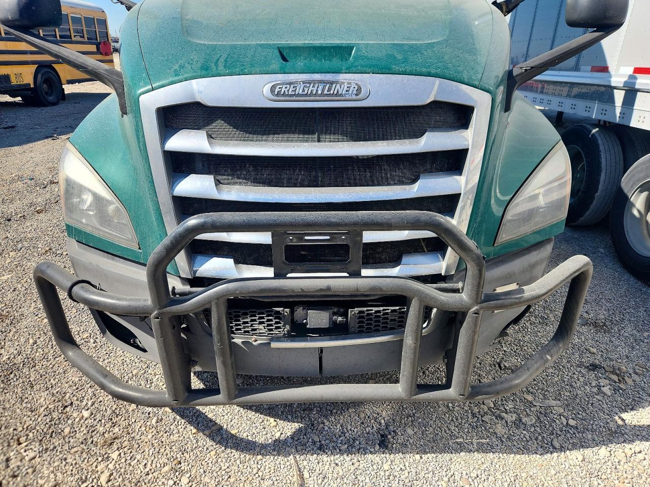 2019 Freigliner Cascadia 126