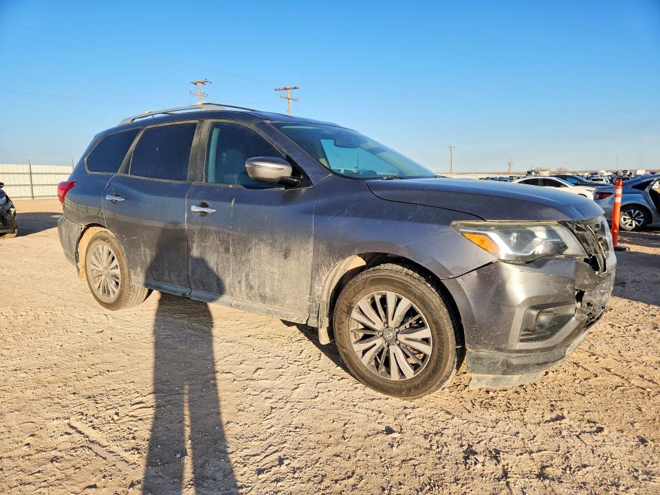 2017 Niss Pathfinder sv