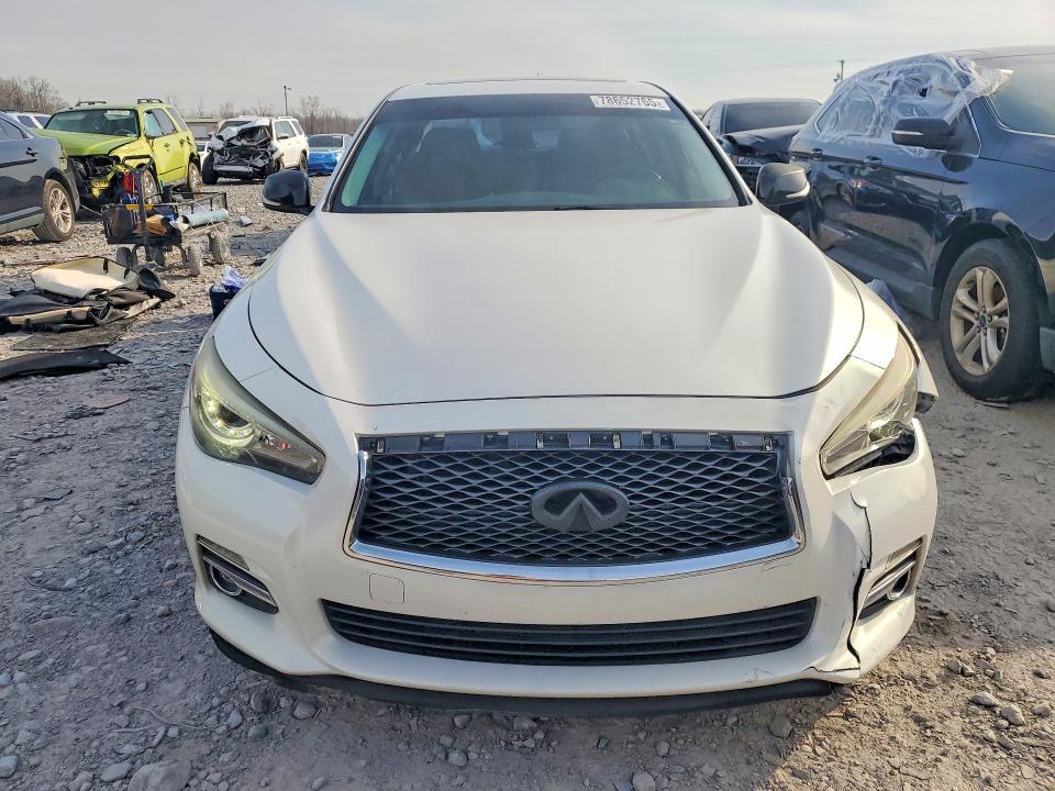 2015 Infiniti Q50 Base