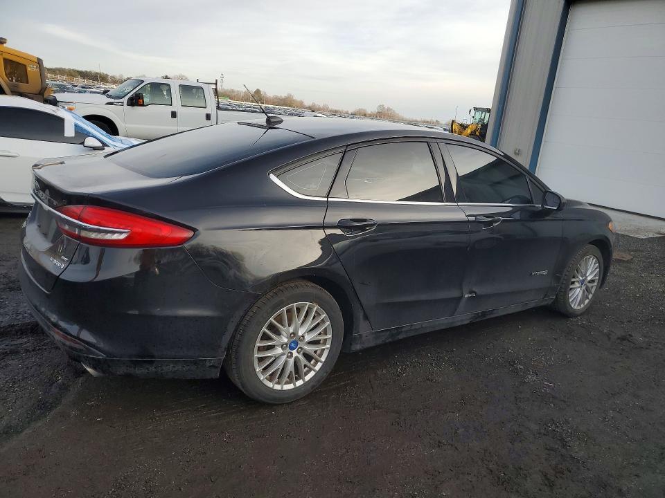 2018 Ford Fusion se Hybrid