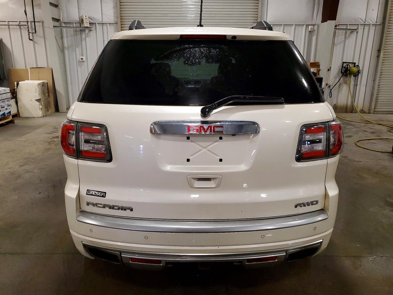 2013 GMC Acadia Denali