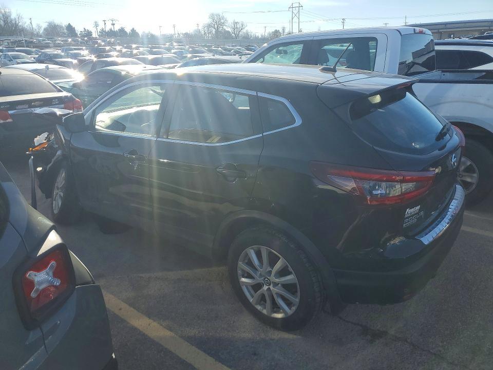 2020 Nissan Rogue Sport s