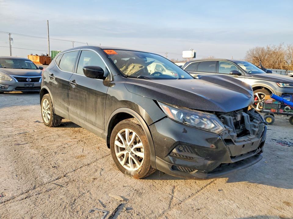 2020 Nissan Rogue Sport s