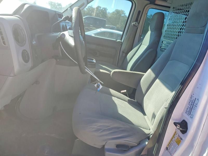 2010 Ford Econoline E250 van
