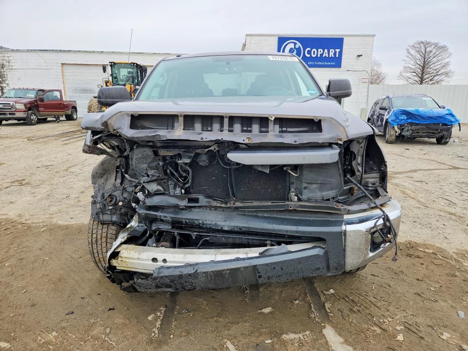 2014 Toyota Tundra SR5