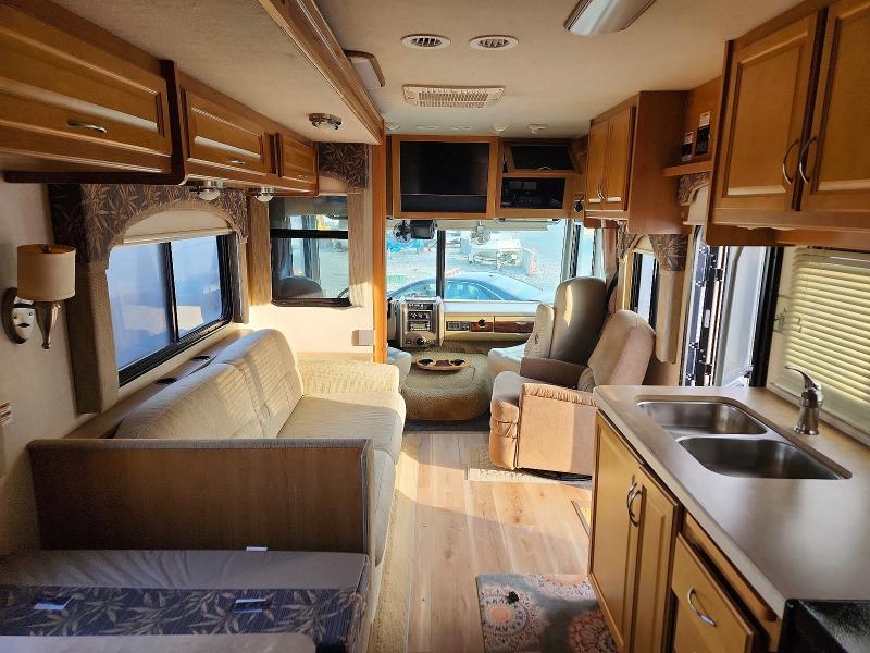 2008 Fleetwood 2007 Ford F550 Super Duty RV