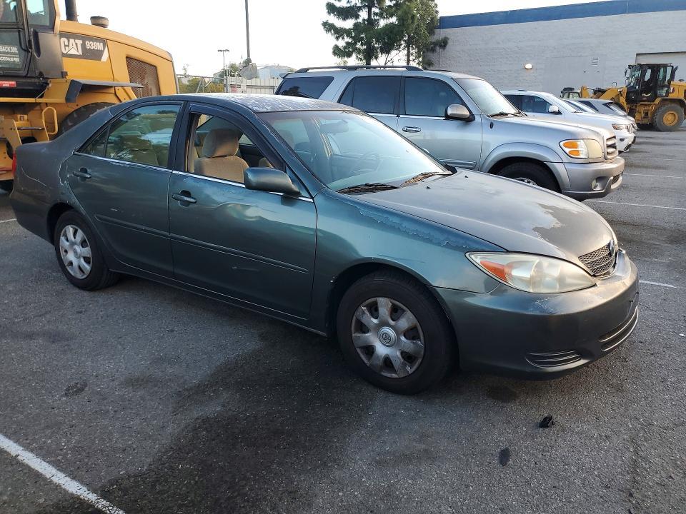 2002 Toyota Camry le