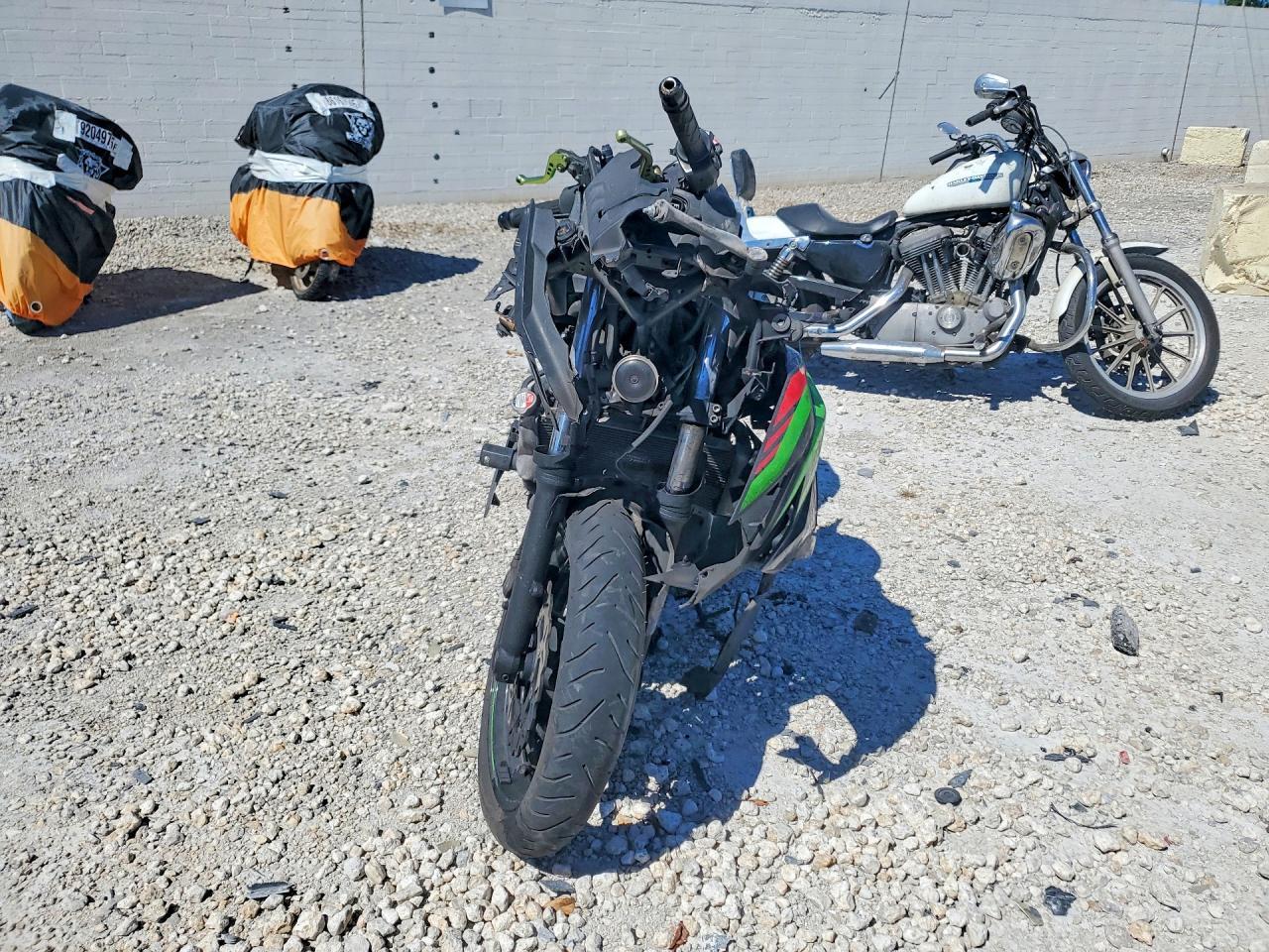 2020 Kawasaki EX650 M