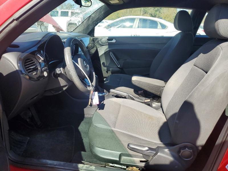2013 Volkswagen Beetle