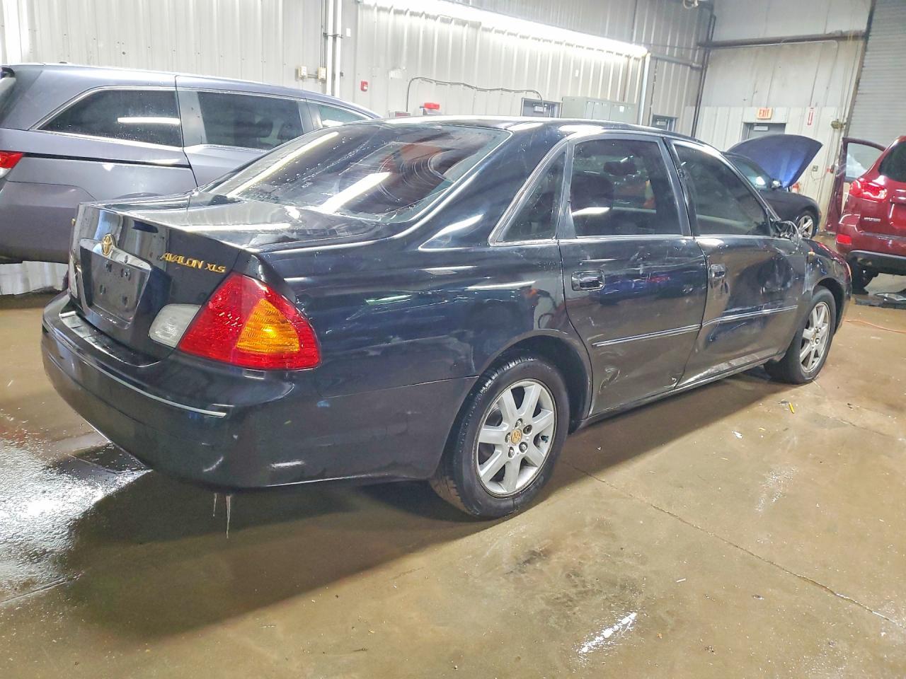 2001 Toyota Avalon xl