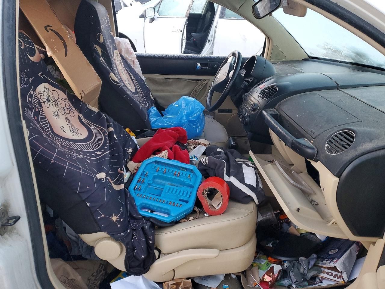 2009 Volkswagen New Beetle s