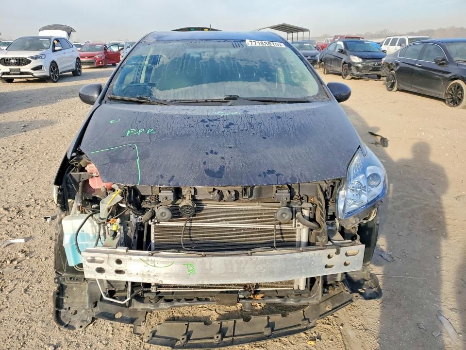 2015 Toyota Prius Plug-in Hybrid Base