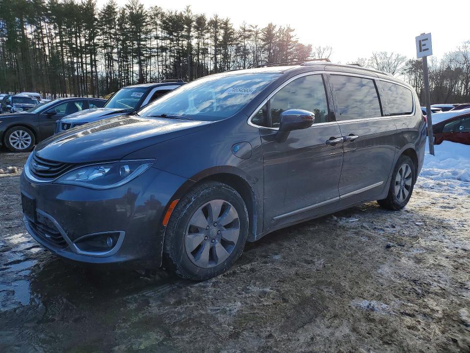 2018 Chrysler Pacifica Hybrid Limited