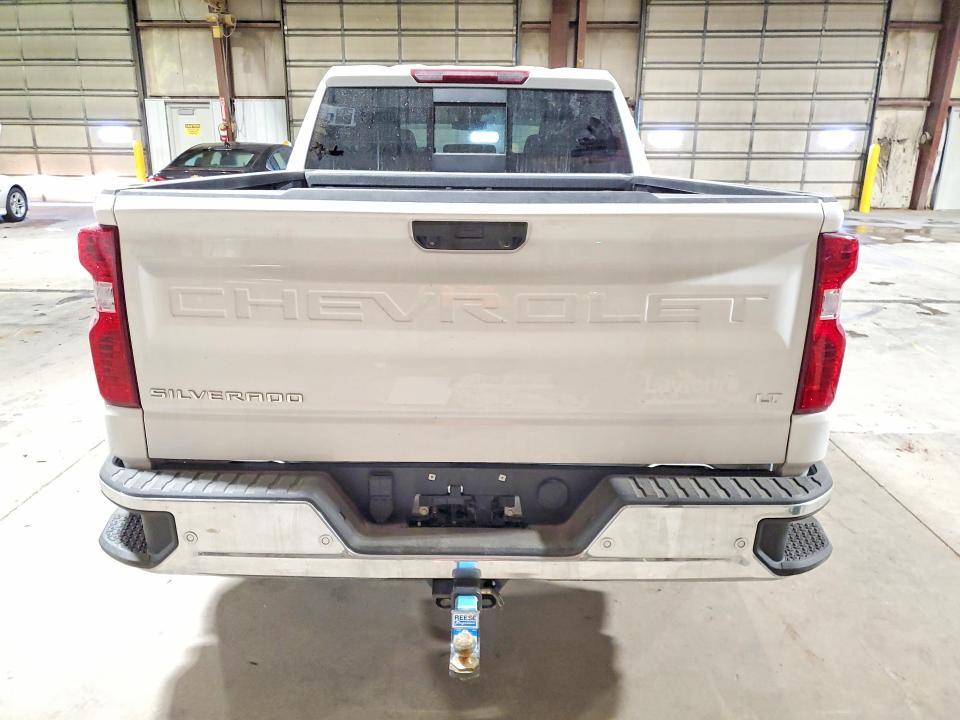 2026 Chevrolet Silverado lt