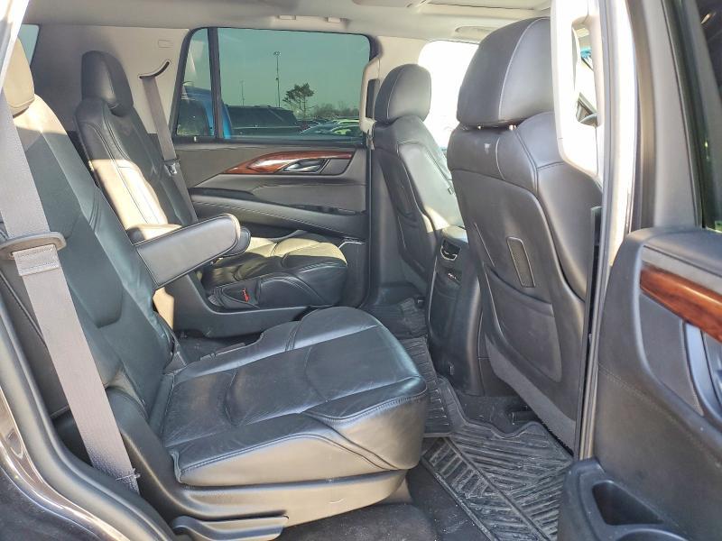 2015 Cadillac Escalade Luxury