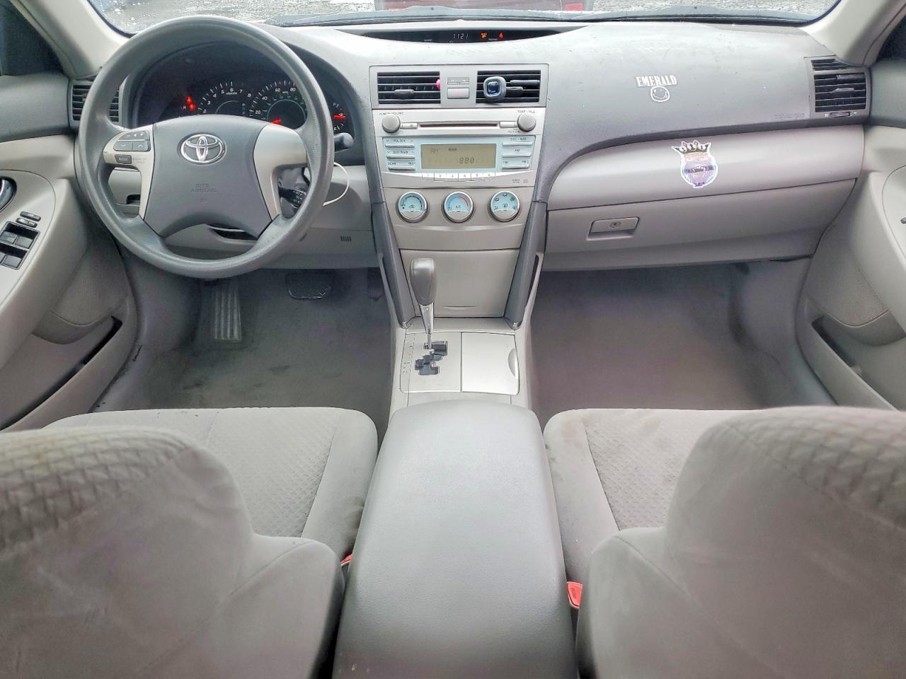 2009 Toyota Camry le