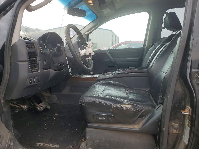 2011 Nissan Titan sv