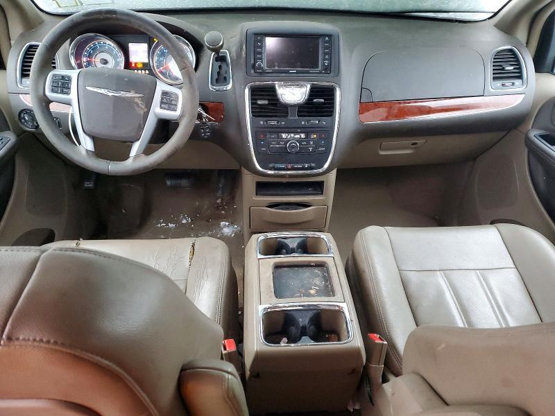 2014 Chrysler Town & Country Touring