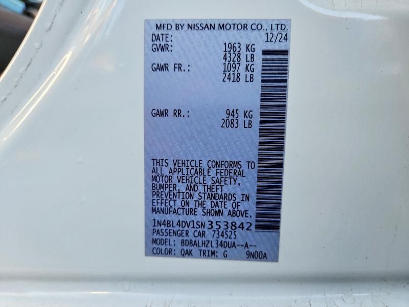 2025 Nissan Altima sv