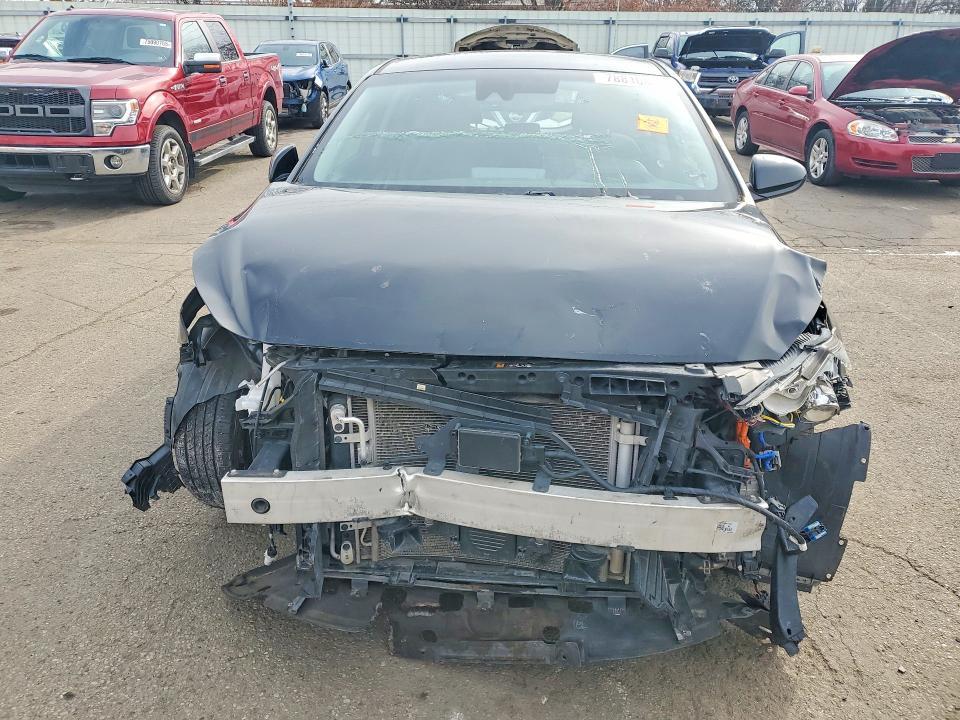 2022 Hyundai Ioniq Plug-in Hybrid se