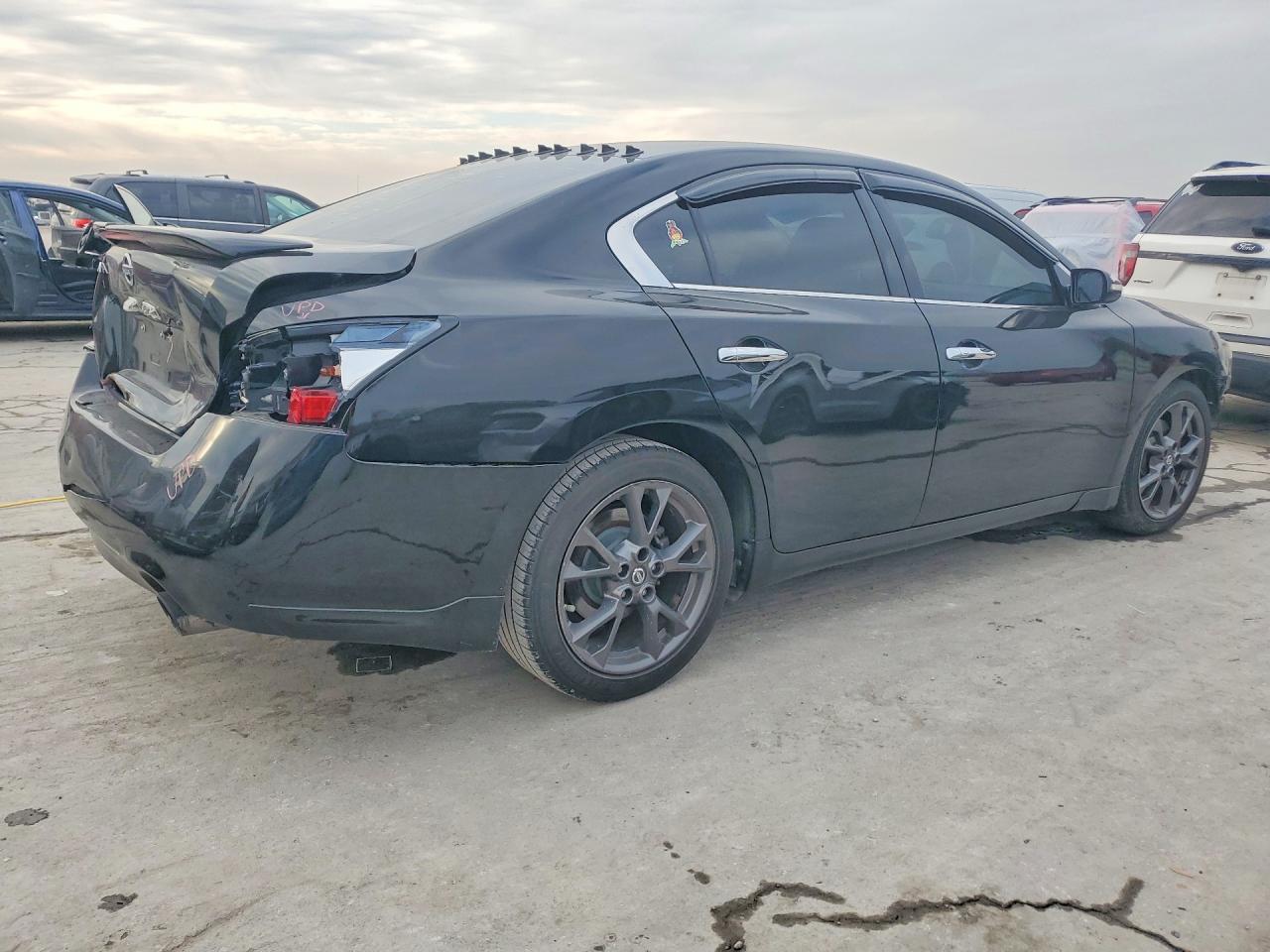 2014 Niss Maxima s