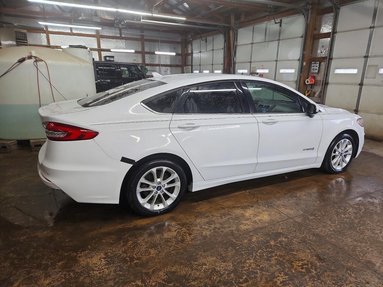 2019 Ford Fusion se