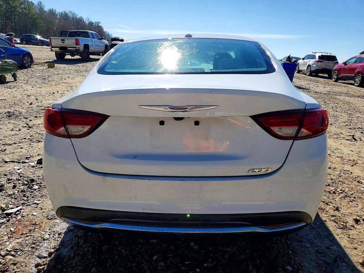 2016 Chrysler 200 Limited