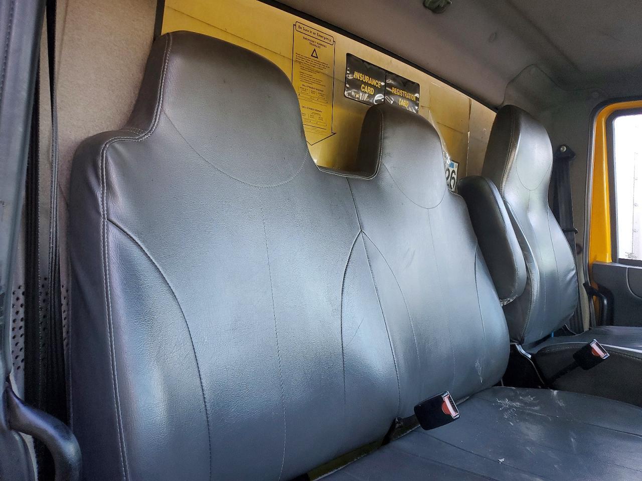 2018 International 4300 BOX Truck