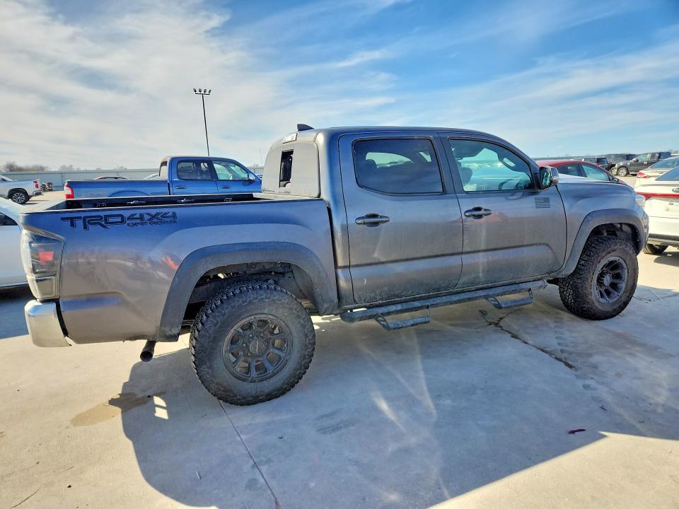 2017 Toyota Tacoma Double cab