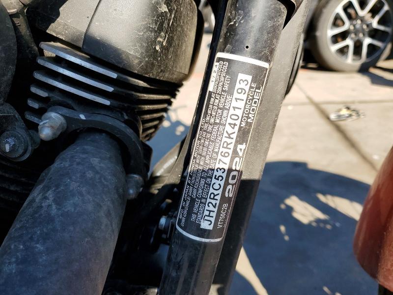 2024 Honda VT750 C2B