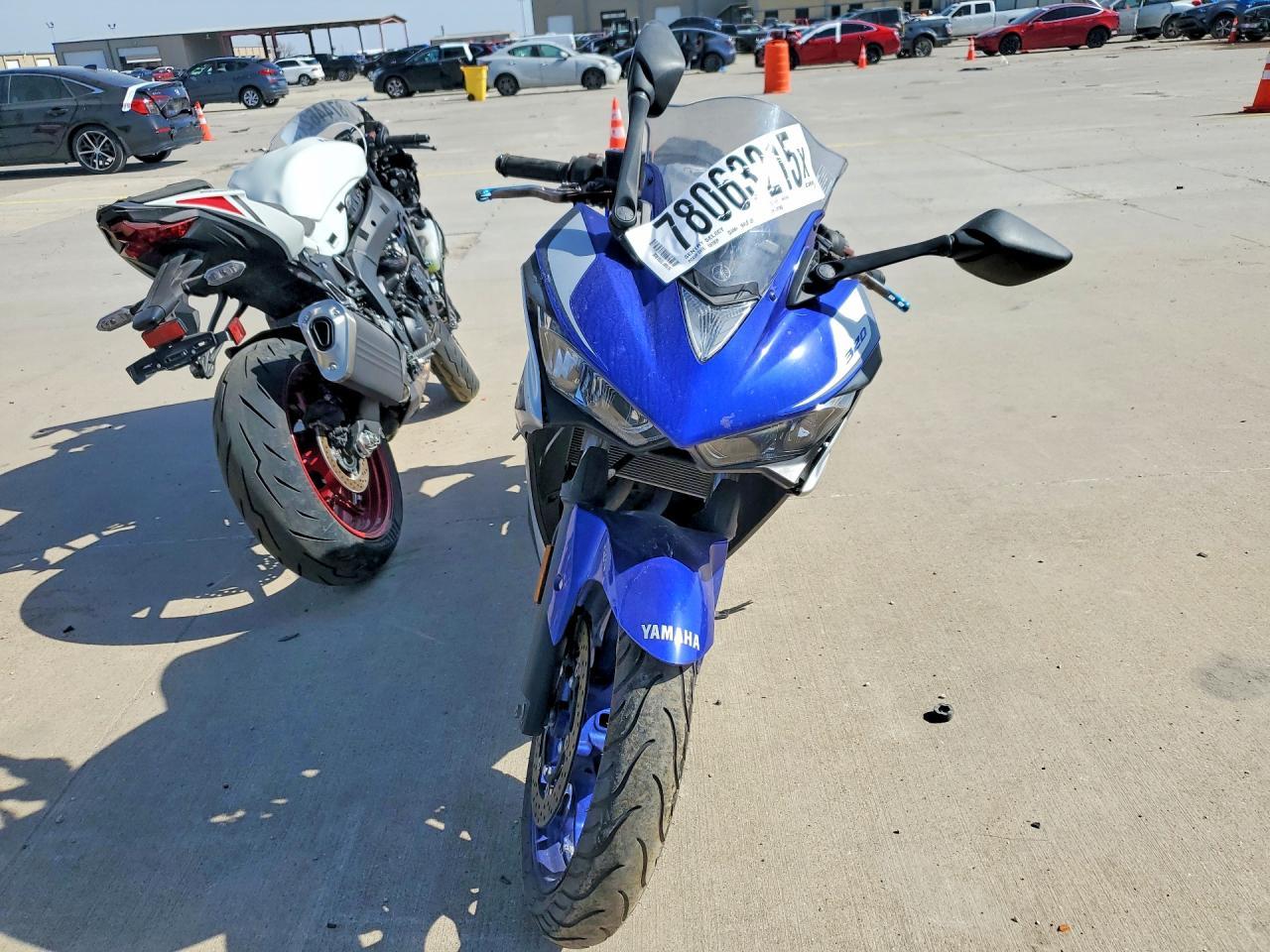 2015 Yama YZFR3