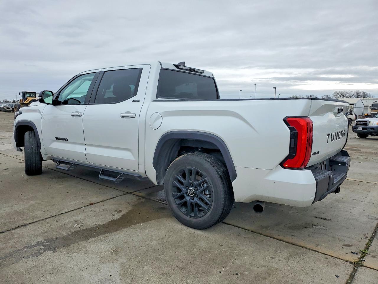 2024 Toyota Tundra Limited HV