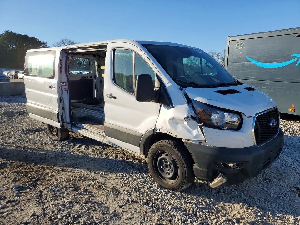 2024 Ford Transit T-250