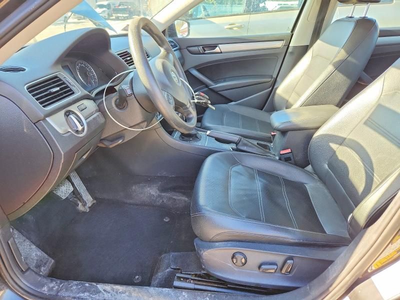 2013 Volkswagen Passat s