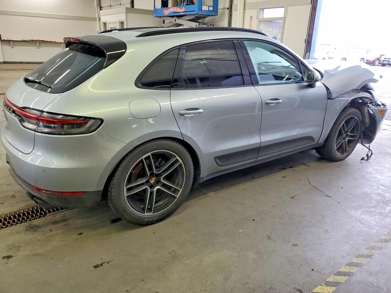 2020 Porsche Macan s