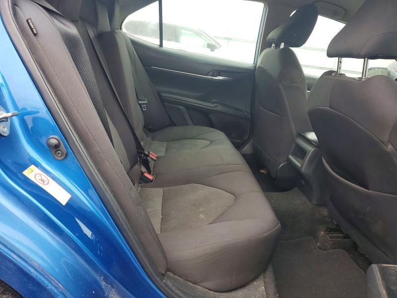 2019 Toyota Camry le