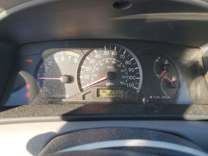 2005 Toyota Corolla ce