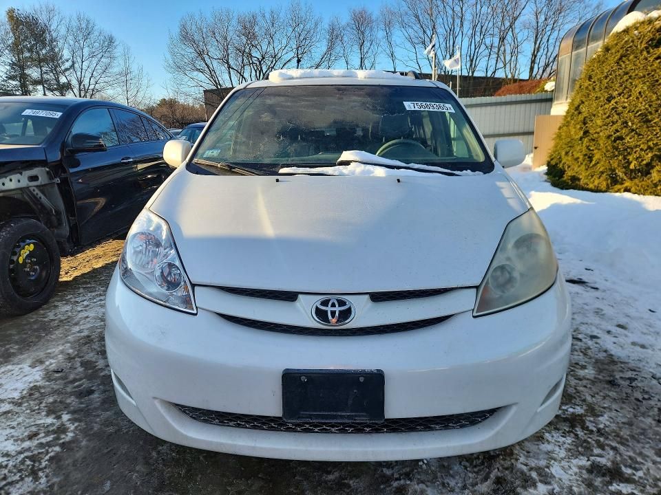 2006 Toyota Sienna xle