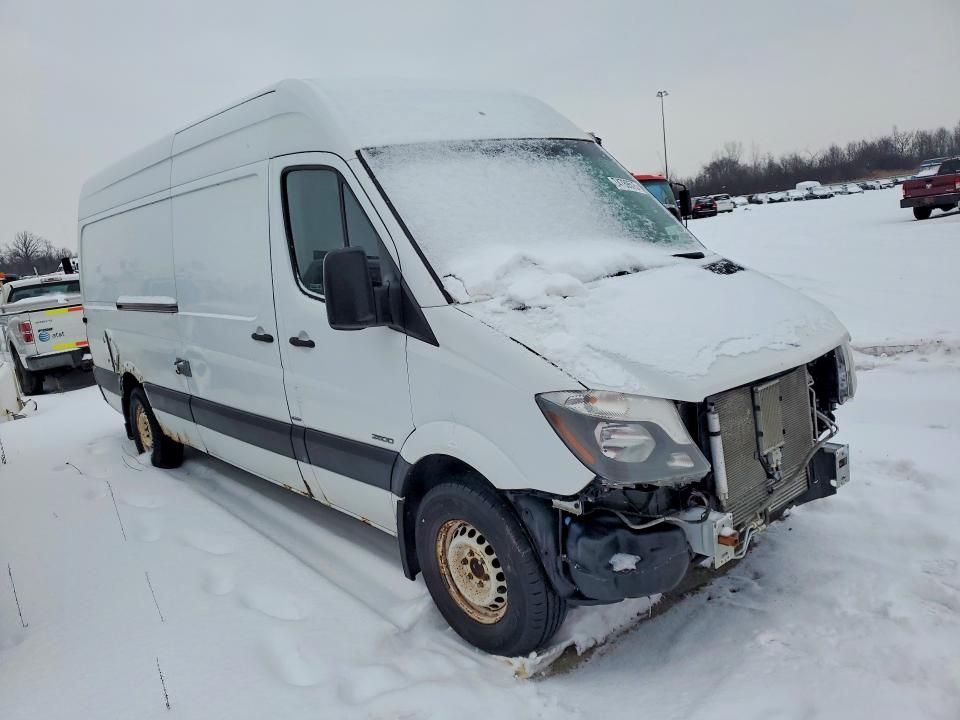 2014 Mercedes-Benz 2022 Mercedes Benz Sprinter 2500 Delivery van