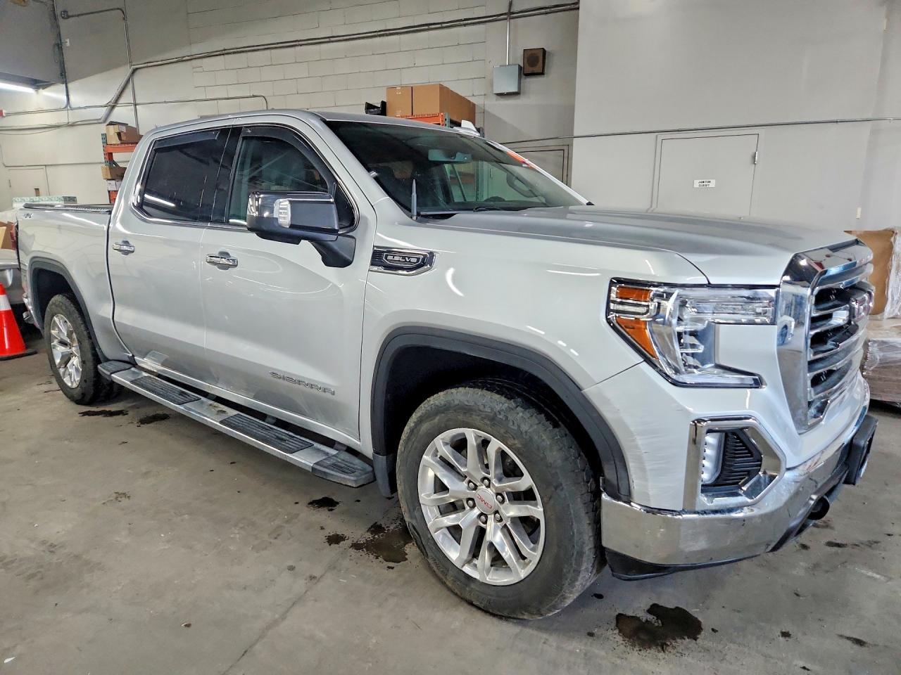 2020 GMC Sierra K1500 SLT
