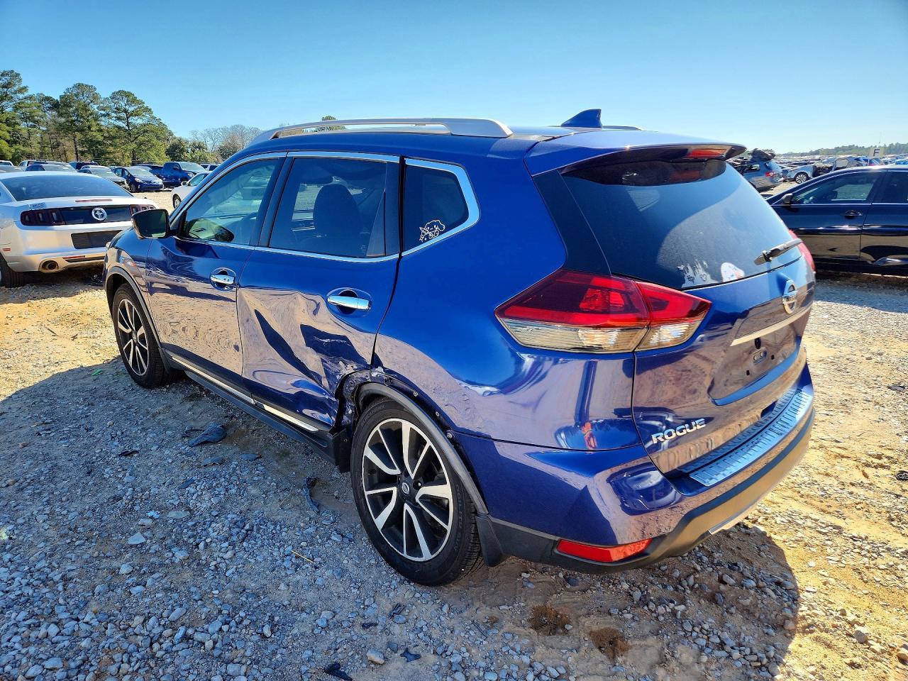 2018 Nissan Rogue s