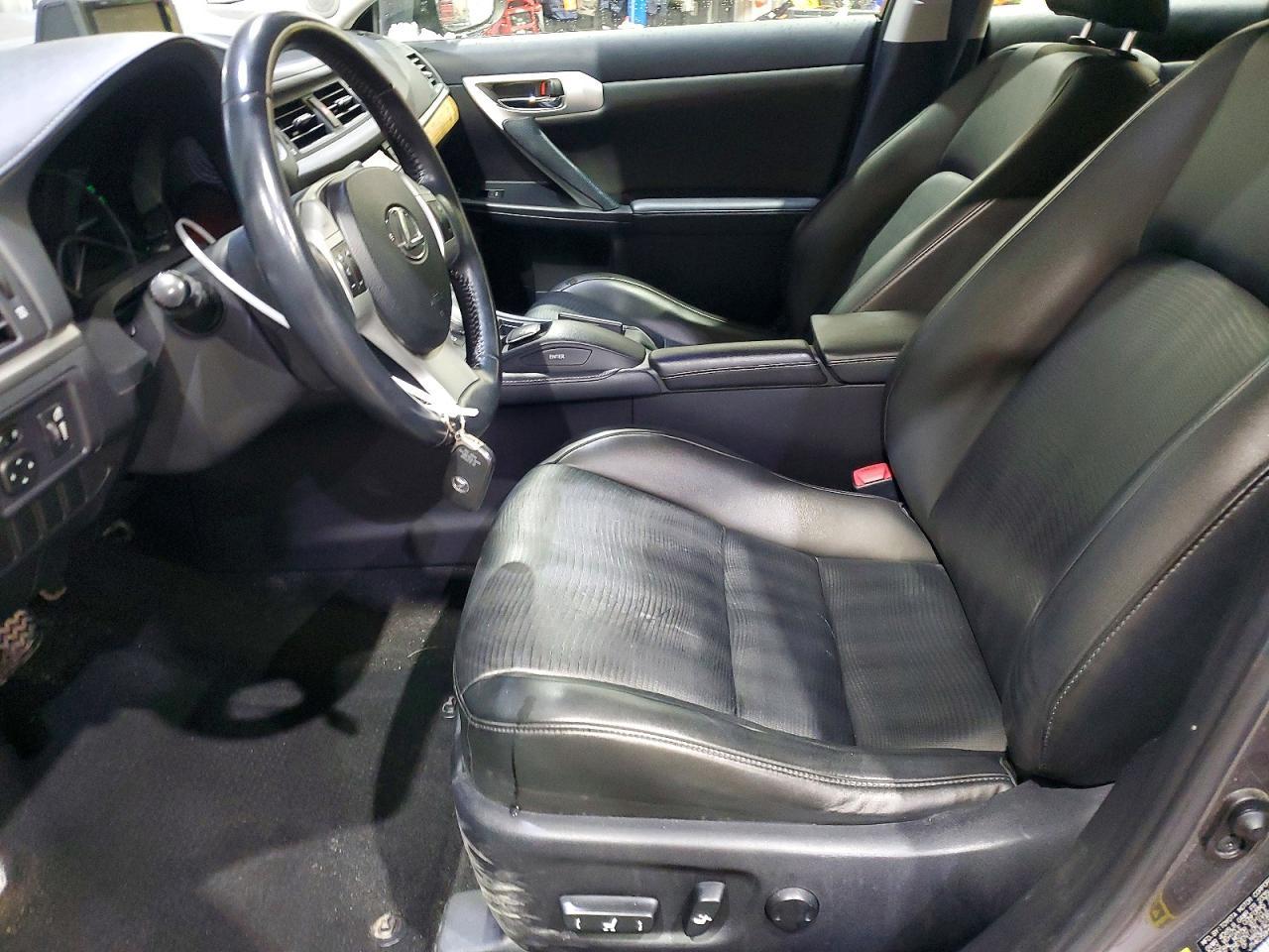 2013 Lexus Ct 200h Base
