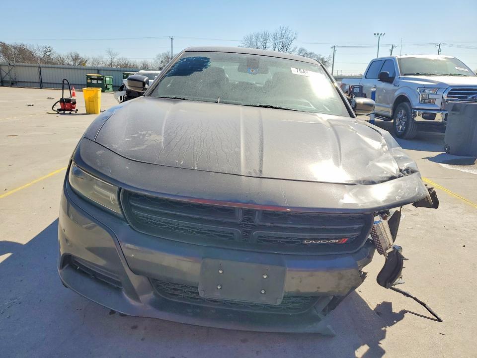 2020 Dodge Charger sxt