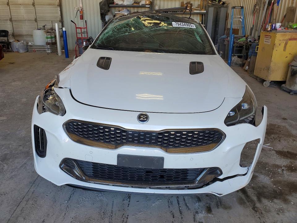 2020 KIA Stinger GT1
