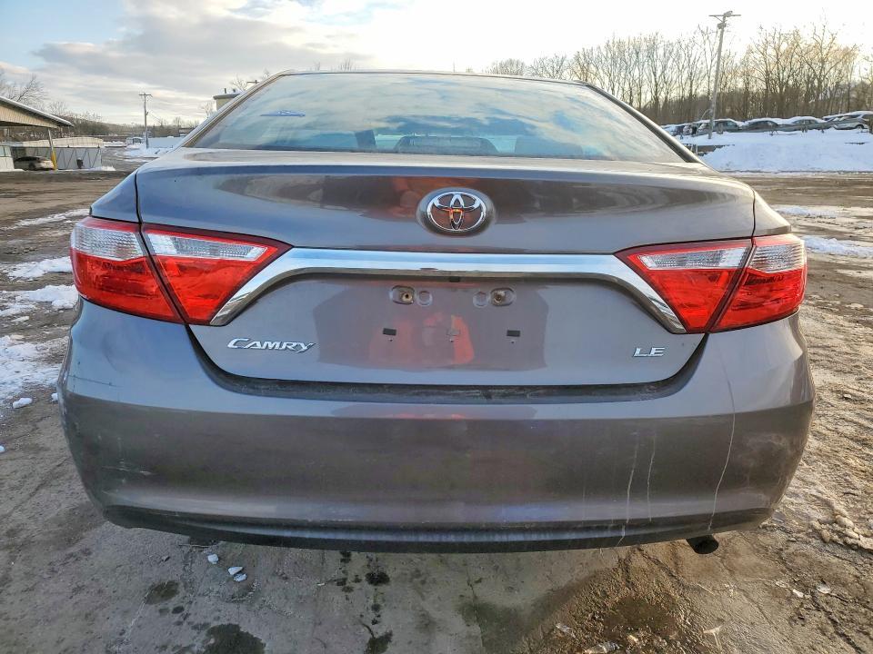 2017 Toyota Camry le