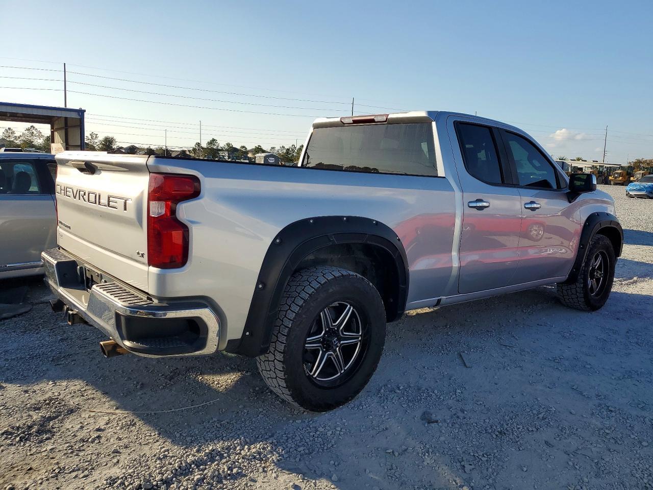 2020 Chevrolet Silverado C1500 lt